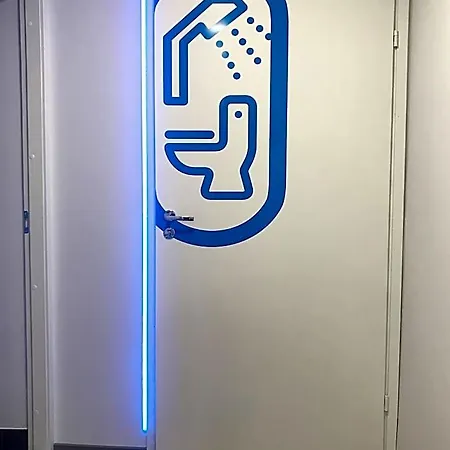 Capsule ホステル