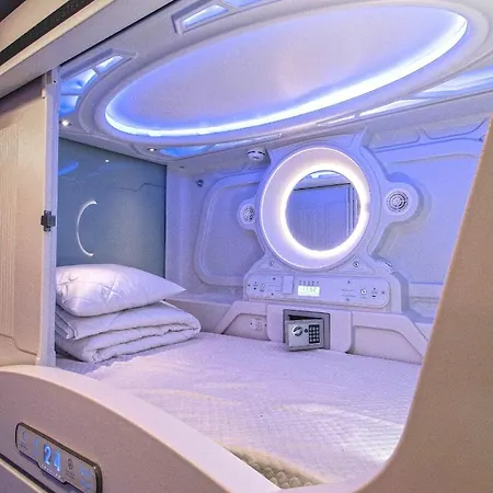 Capsule * Tallinn