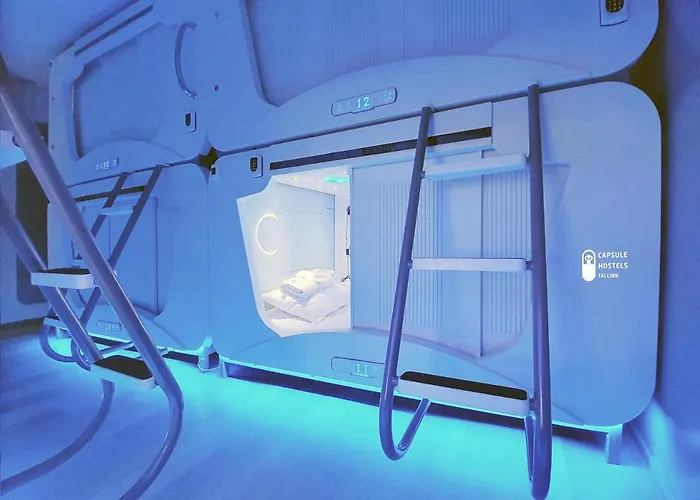 Capsule * تالين