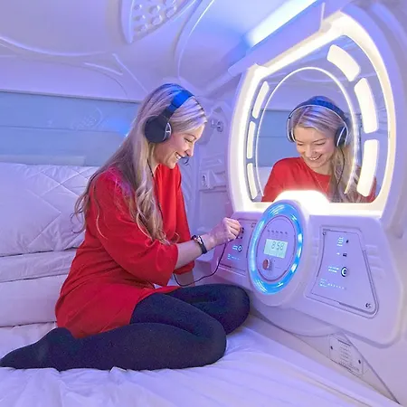 بيت شباب Capsule تالين