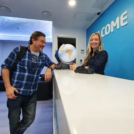 Capsule * تالين