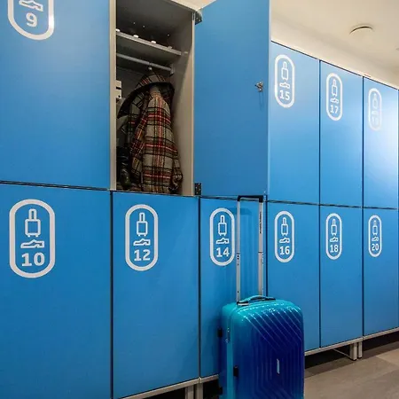 بيت شباب Capsule تالين